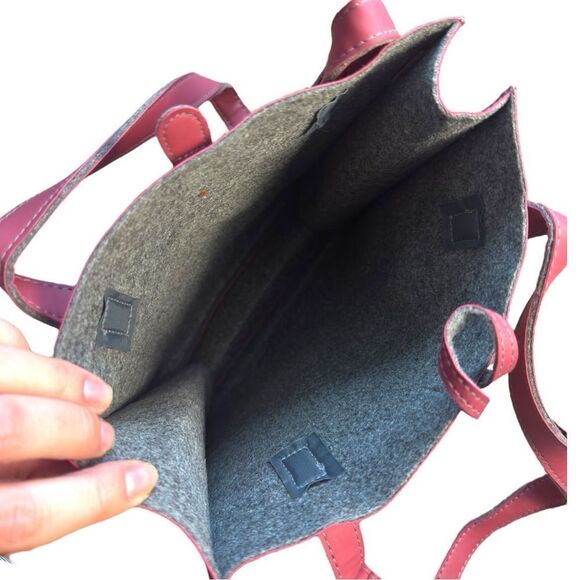 NWOT Alan Stuart Burgundy Mississippi State Tote with Embroidered Emblem - Picture 6 of 10